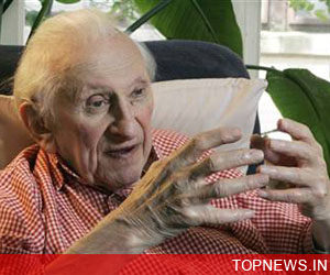 http://topnews.in/files/Studs-Terkel-82360.jpg
