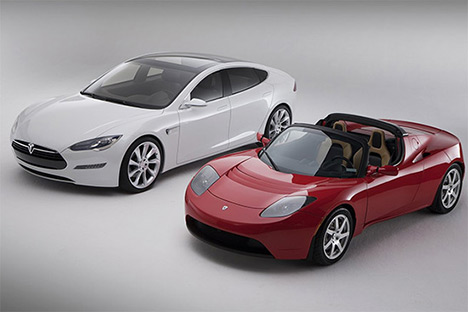Tesla unveils Model S sedan