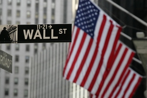 US stocks slide amid concerns for car industry 