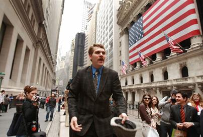 US stocks extend decline on recession remark, retail sales drop