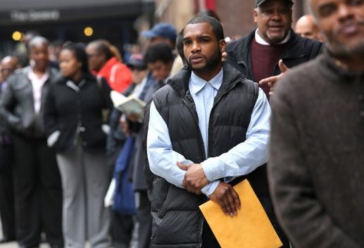 US unemployment rates rises moderately to 6.7 percent