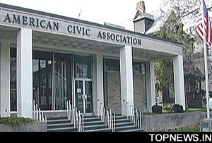 Chinese American gunman kills 13, self in New York immigration center