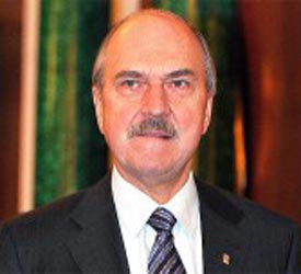 Russian MP to be sacked for unethical behaviour