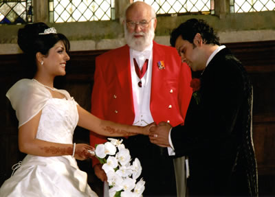 Recession lowers lustre of UK''s larger-than-life Asian weddings