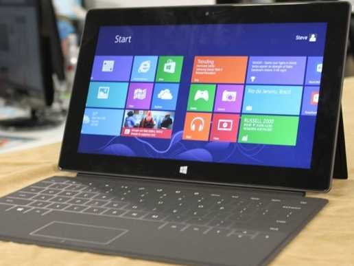 Microsoft expands Surface RT tablet sales into Staples