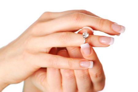 Women-ring-finger