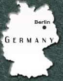 Detaching chained German protesters proves long job 