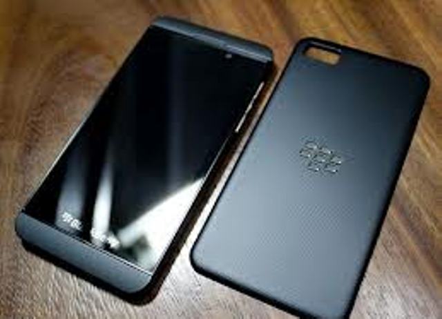 BlackBerry still losing customers in global markets