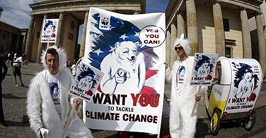 Pachauri takes on climate change sceptics 