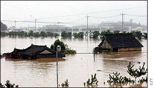 Death toll in Czech flash floods rises to 13 