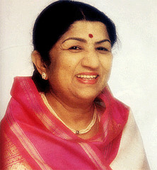 Lata Mangeshkar Back To Work Post Knee Surgery