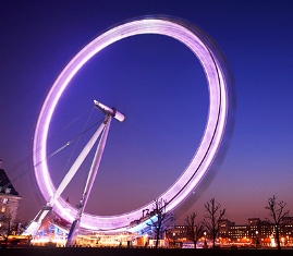 London Eye attracts more tourists than Taj Mahal, Pyramids of Giza