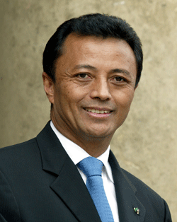 ROUNDUP: Madagascar opposition returns to street protests