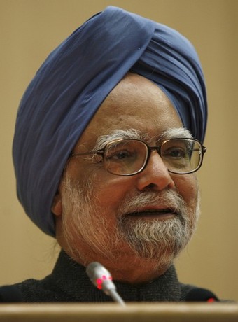 Manmohan Singh’s flight to Copenhagen delayed by two hours