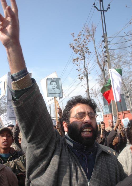 Kashmir shutdown marks Maqbool Bhat's death anniversary