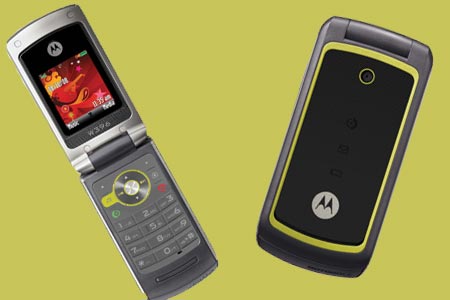 Motorola Launches MOTOYUVA W396 Multimedia Phone In India
