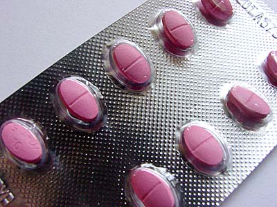 Simvastatin, cholesterol-lowering drug