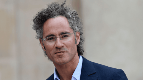 Palantir Technologies (PLTR) Stock Price Closes Flat after Touching 52-week High; Results on November 4