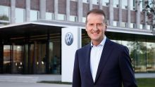 Self-driving, not electrification will transform automobile industry: VW CEO Diess