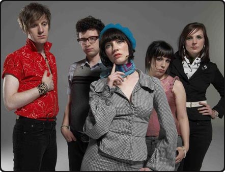 Long Blondes guitarist hopes to play again with help of ‘bionic hand’