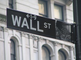 Stocks fall on Wall Street, trimming weekly gains 